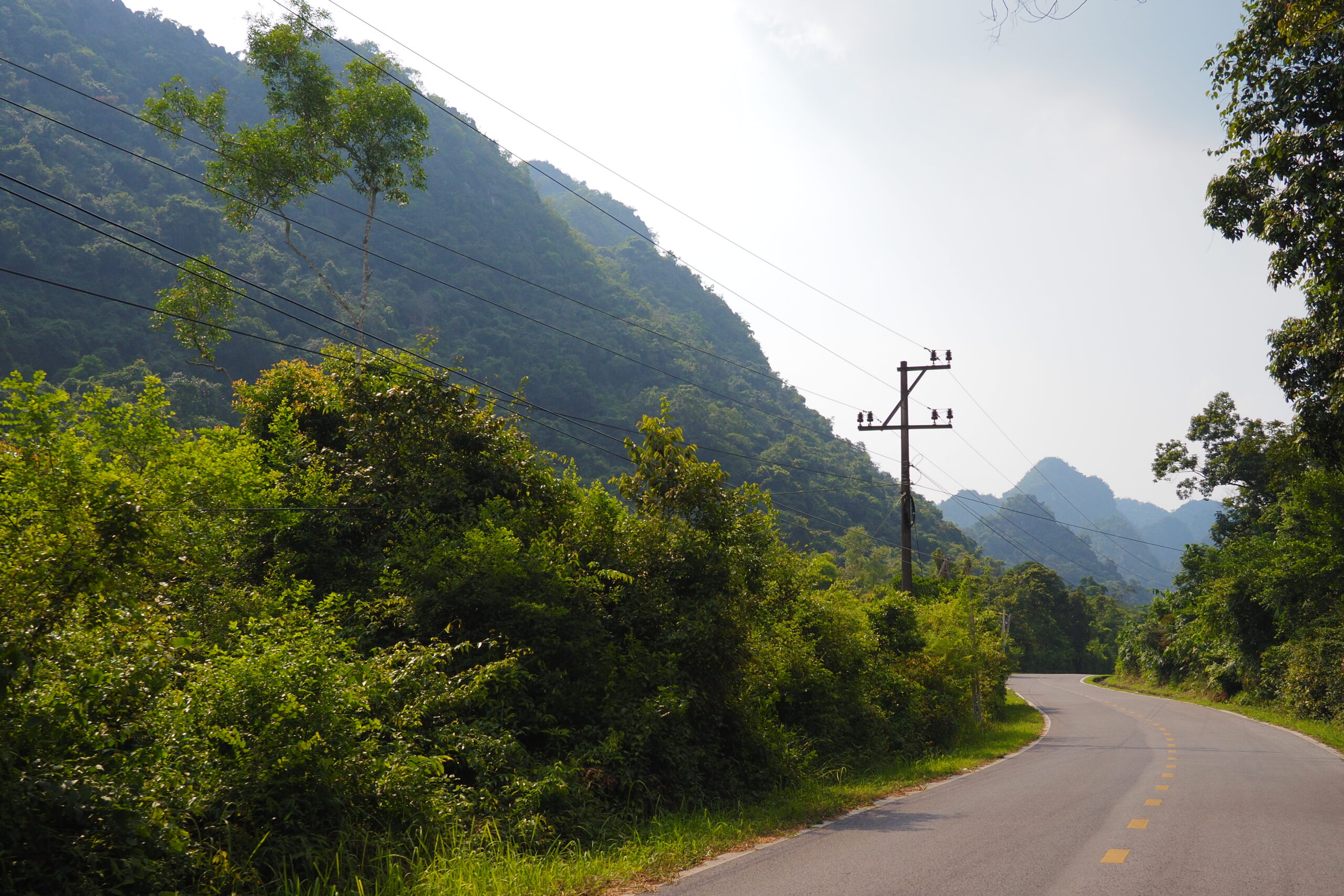 Island scenery around Cát Bà