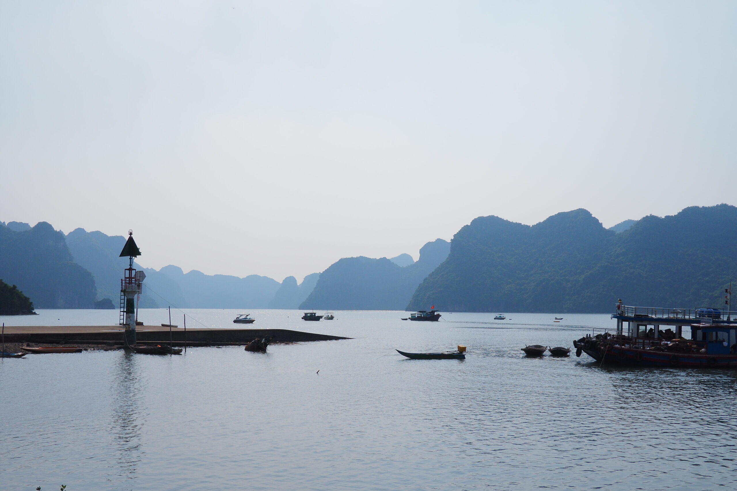 Island scenery around Cát Bà